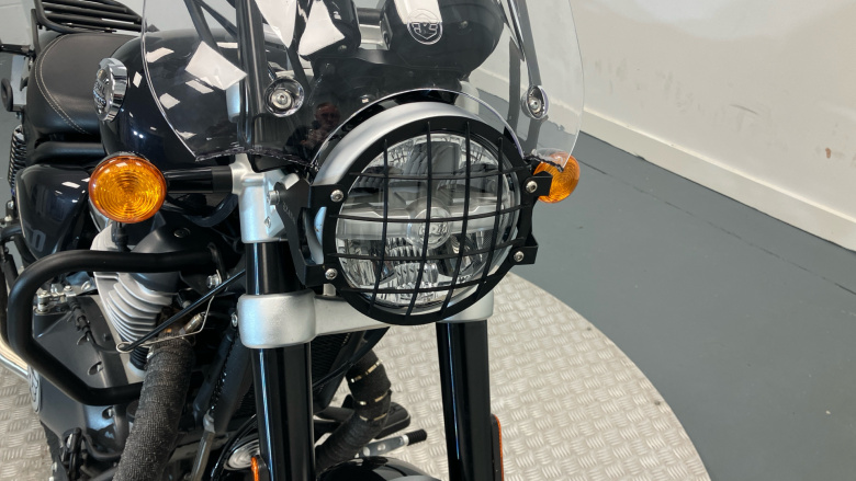 Royal Enfield Super Meteor 650 Celestial (23MY)